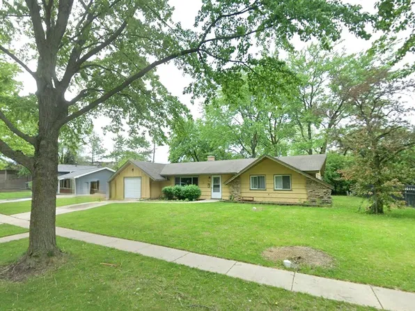 1408 Fairlane Dr, Schaumburg, IL 60193