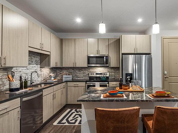 3rd image of 1301 Speer Blvd #144
