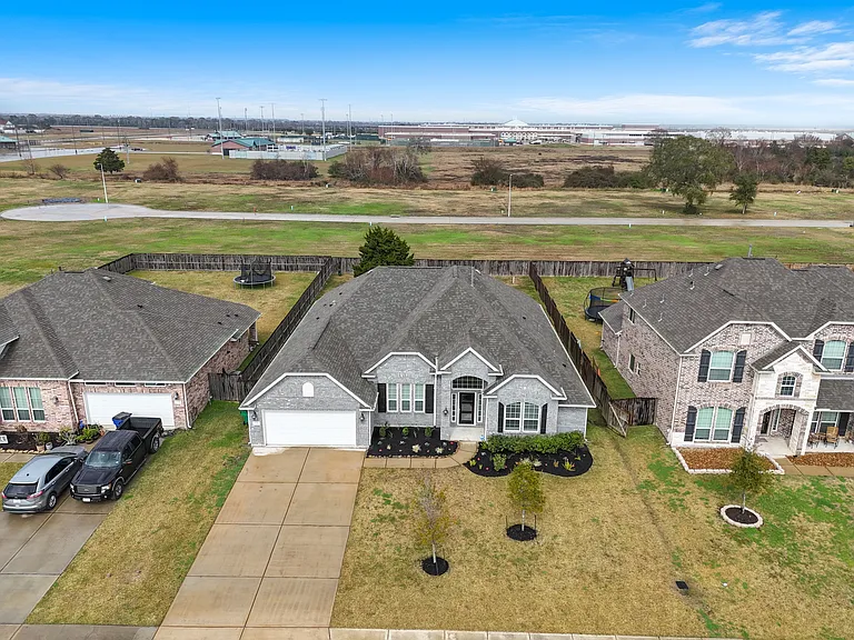 1524 N Bluebonnet Ln — Photo 41