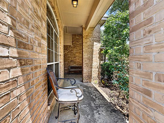 5th image of 25215 Spring Iris Ln