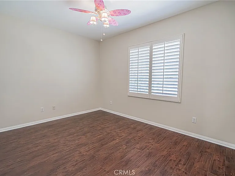 25910 Tennyson Ln — Photo 43