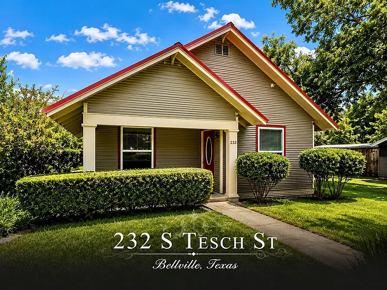 232 S Tesch St — Photo 1
