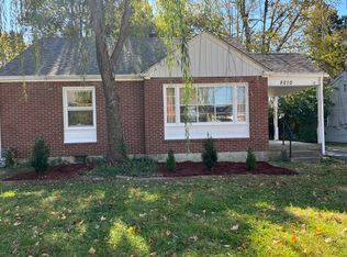 8210 Whipps Mill Rd, Lyndon, KY 40222