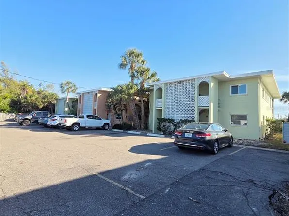 10215 Manatee Ave W APT 2, Bradenton, FL 34209