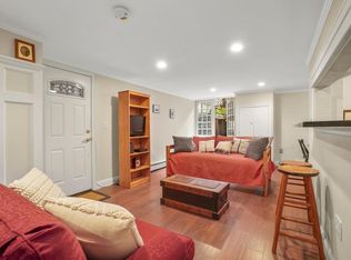 64 Pinckney St APT 1, Boston, MA 02114