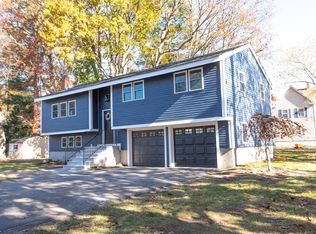 5 Morningside Dr, Norwood, MA 02062