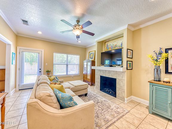 4th image of 2830 Palmer Dr Unit 11