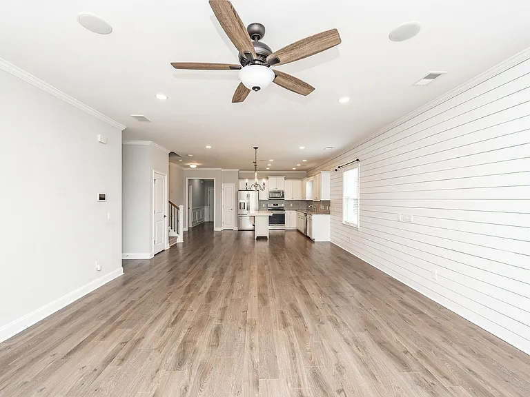 177 Hayworth Rd — Photo 38