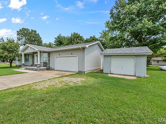 4th image of 8 Elizabeth Rd