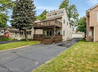 7238 Andersonville Rd, Clarkston, MI 48346