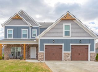 7490 Tailgate Loop, Ooltewah, TN 37363
