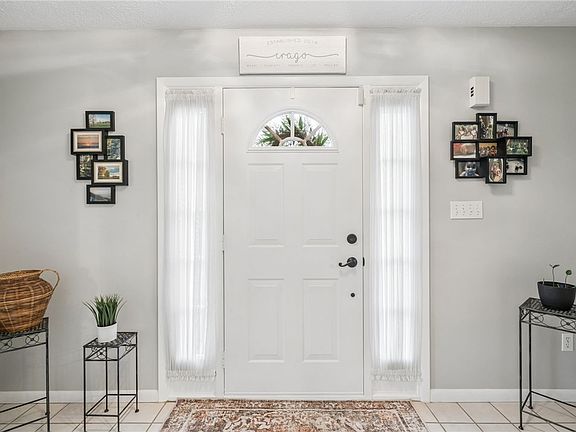 5th image of 4 Camry Dr