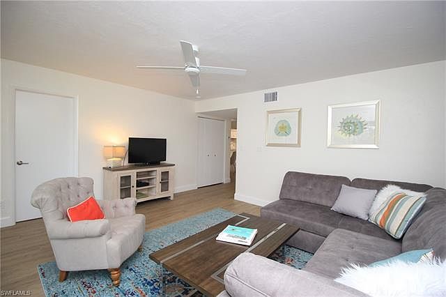 1st image of 528 Retreat Dr #1-202