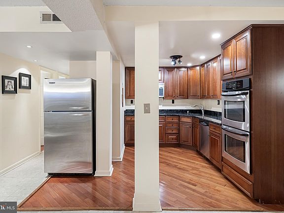 3rd image of 7600 Tremayne Pl APT 103