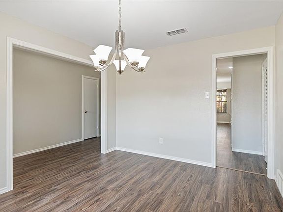 3rd image of 4612 Brandingshire Pl