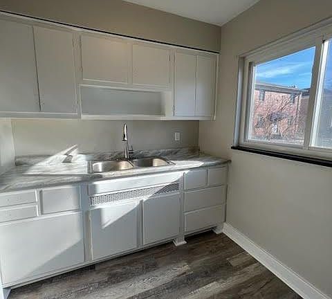 5th image of 562 East Dr #2