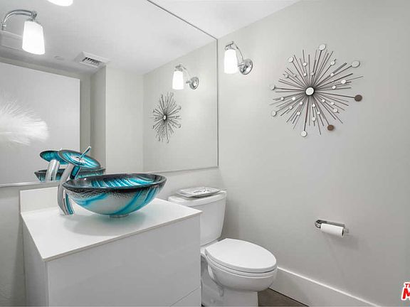 3rd image of 13600 Marina Pointe Dr Unit 1702