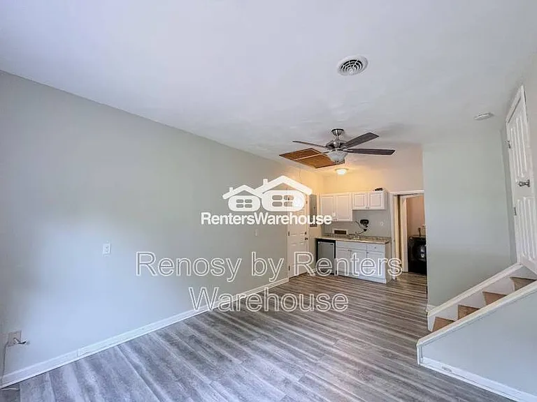 5736 Avalon Woods Dr — Photo 16