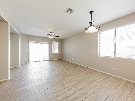 5th image of 40806 N Hudson Ct