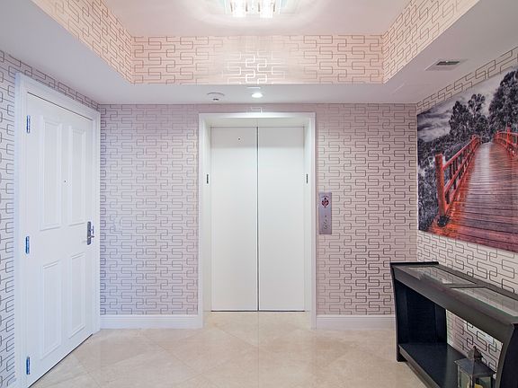 4th image of 6000 Island Blvd APT 2506