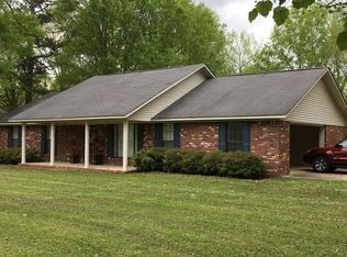 111 Gaines St, Vardaman, MS 38878