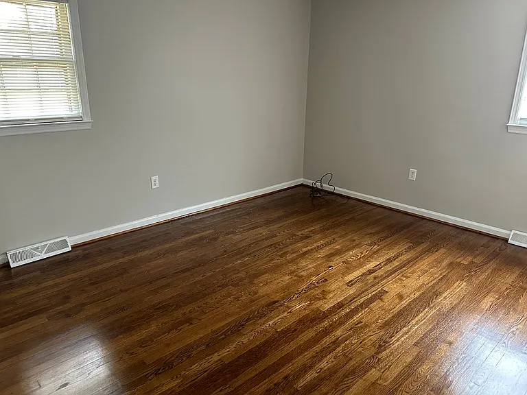 412 Kingston Ave — Photo 11