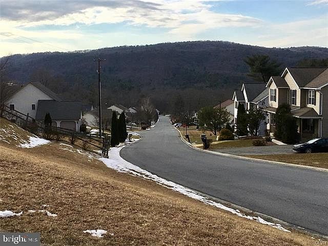 1st image of Market St