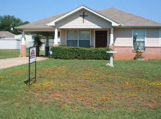 204 Park Ln, Jacksonville, TX 75766