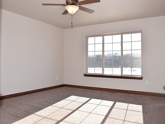 5th image of 1236 Moonflower Ave
