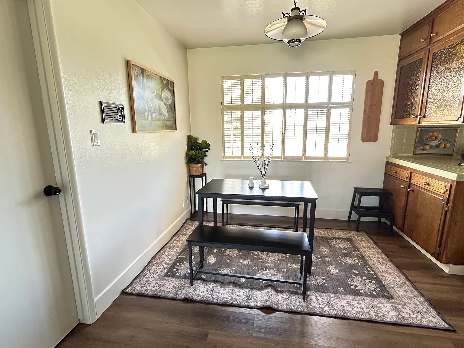 3 bed, 1500 sqft, $2,400 — Photo 3