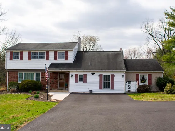 2232 Swamp Rd, Fountainville, PA 18923