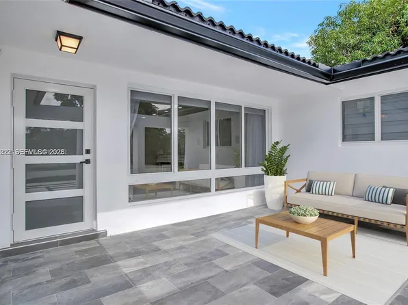 1825 NE 197th Ter #1825, Miami, FL 33179