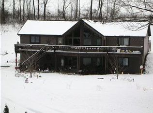 156 Temple Rd, Georgetown, PA 15043