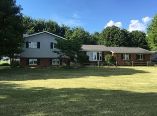 791 N 33rd Rd, Utica, IL 61373