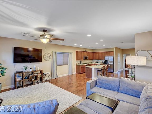 3rd image of 9991 Heritage Desert St
