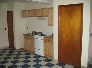 17 Daniele Ln APT 38, Millbrook, NY 12545