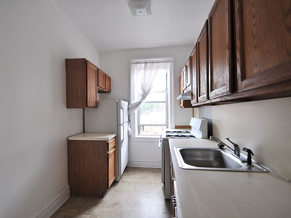 5th image of 83-55 Lefferts Blvd #4E