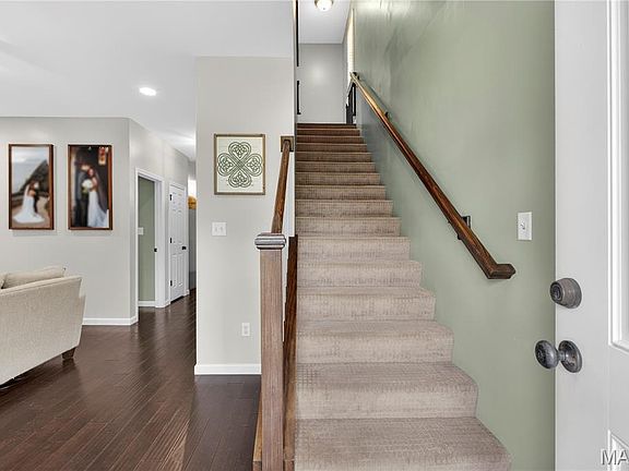 2nd image of 3221 Camp St