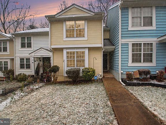 2nd image of 15318 Inlet Pl