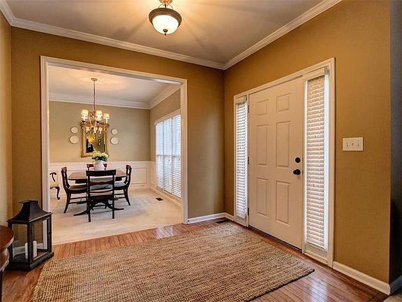 4th image of 3909 Concord Walk Dr SE