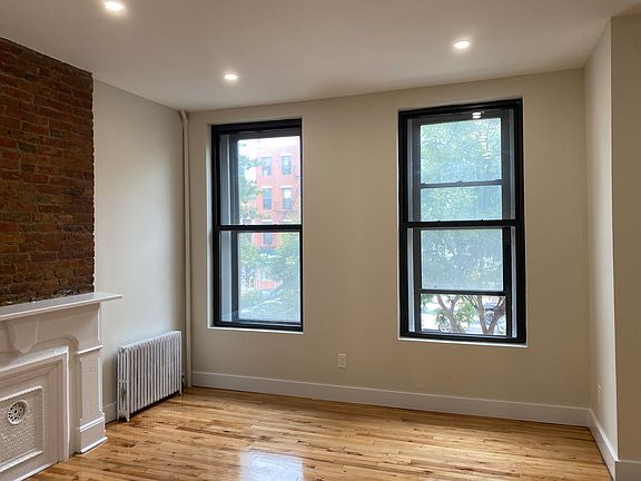 2nd image of 76 4th Ave #1