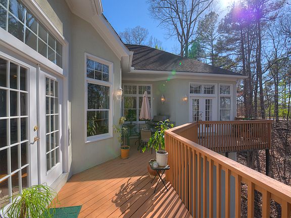 3rd image of 365 Spyglass Bluff Dr