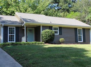 6429 Snow Bird Ln, Charlotte, NC 28227