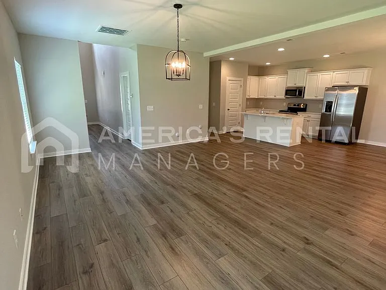 321 Shiloh Creek Dr — Photo 10