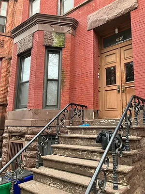 Rented by Dolores Buonocore, LREB | media 2