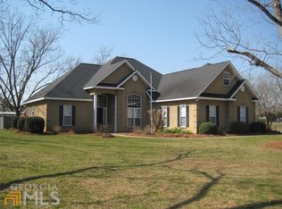 718 W Lane St, Brooklet, GA 30415