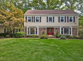 15 Vom Eigen Dr, Morristown, NJ 07960