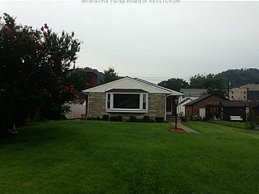 4th image of 3309 Kanawha Ave SE