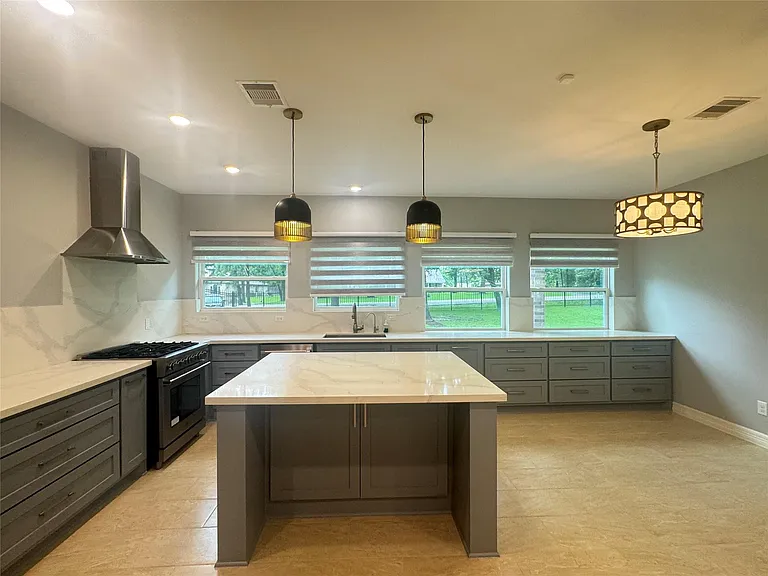 2010 Cherry Laurel Dr — Photo 16