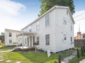 1915 Benson St, Houston, TX